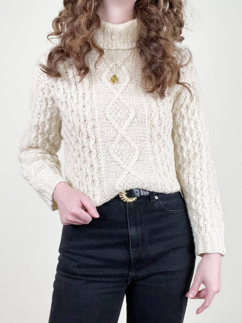 Vintage Liz Claiborne Wool Cable Knit Turtleneck Sweater Chunky Aran Fisherman